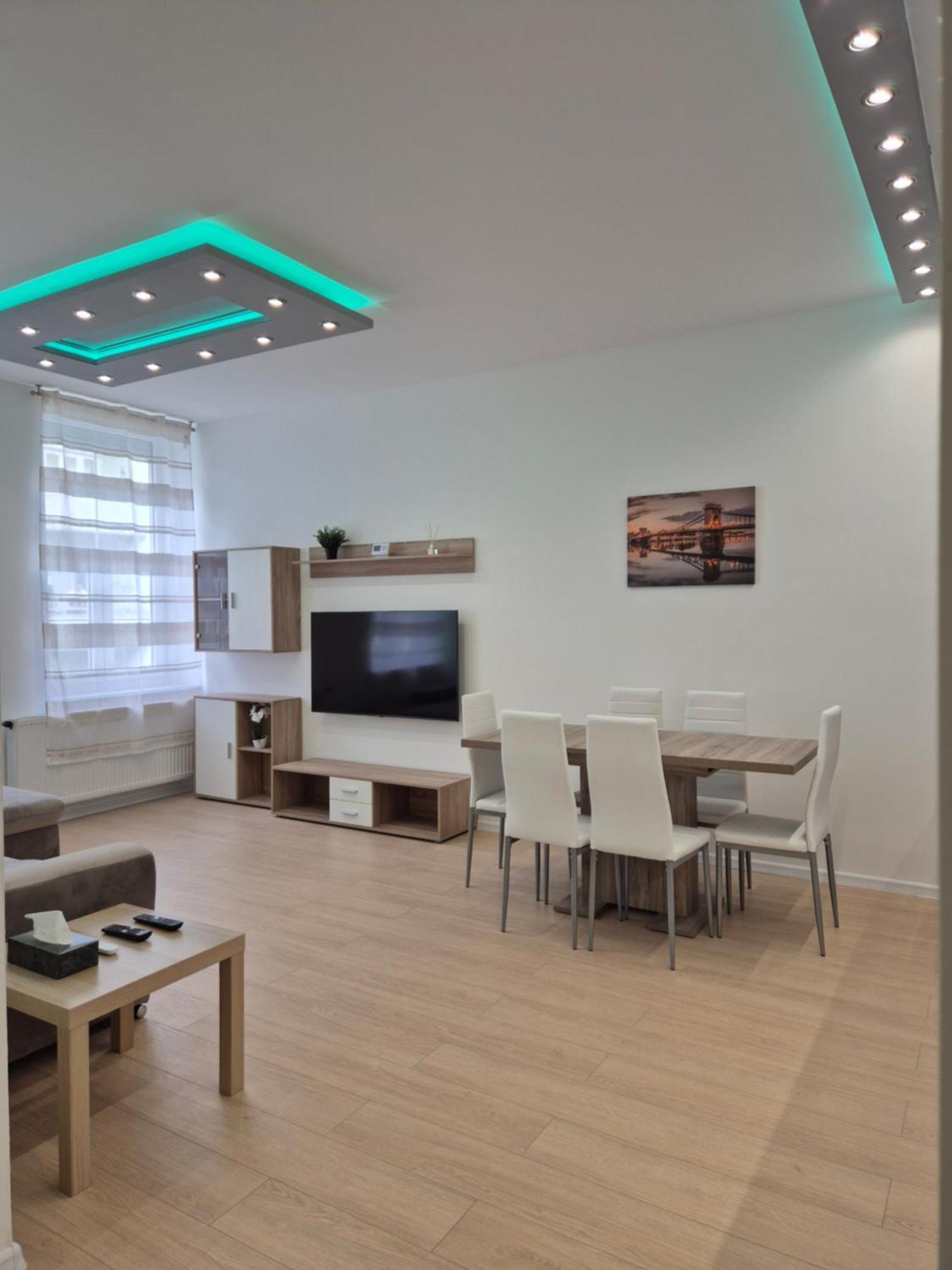 T13 Two-bedroom Budapest