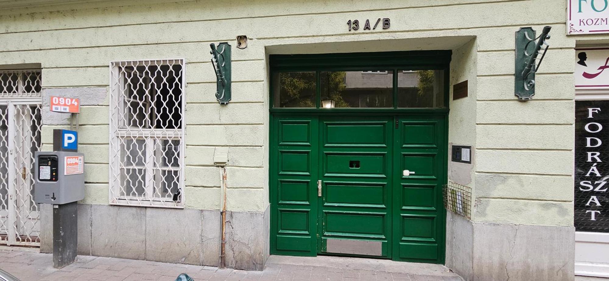 T13 Two-bedroom Apartment Budapest